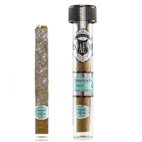 A photograph of El Blunto Platinum Diamond Blunt 2g Hybrid Tiffany & OG