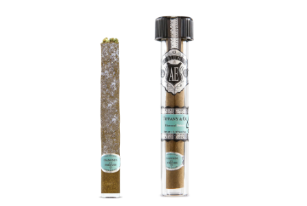 A photograph of El Blunto Platinum Diamond Blunt 2g Hybrid Tiffany & OG 16ct